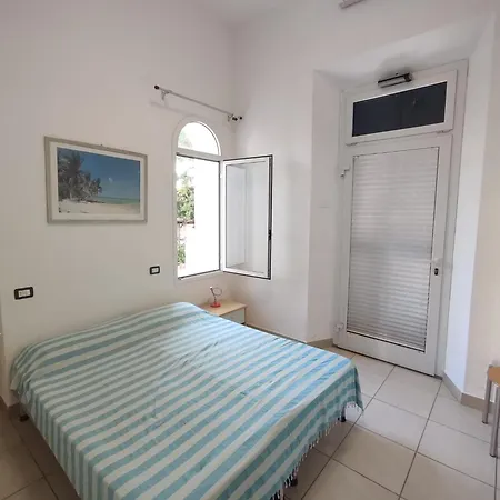 Апарт-отель Marina Azzurra Vistamare - Hituscany Марина-ди-Кампо