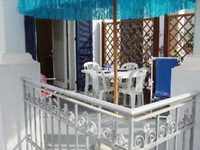 Marina Azzurra Vistamare - Hituscany Апарт-отель 3*