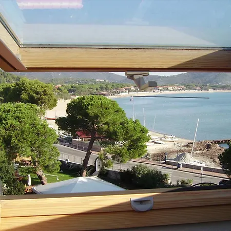 Marina Azzurra Vistamare - Hituscany Апарт-отель Марина-ди-Кампо