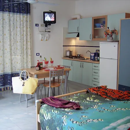 Marina Azzurra Vistamare - Hituscany Марина-ди-Кампо