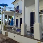 Marina Azzurra Vistamare - Hituscany 坎普码港