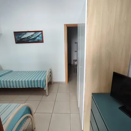 公寓式酒店 Marina Azzurra Vistamare - Hituscany 坎普码港