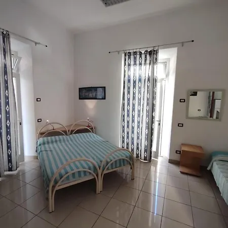Marina Azzurra Vistamare - Hituscany Aparthotel