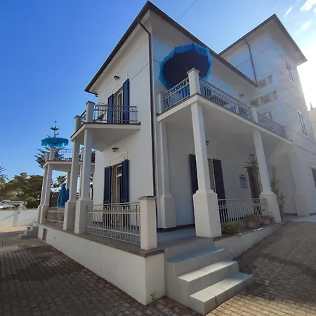 Lejlighedshotel Marina Azzurra Vistamare - Hituscany