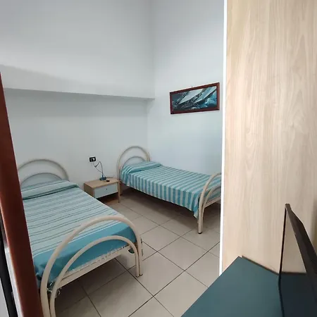 Marina Azzurra Vistamare - Hituscany 3* 坎普码港