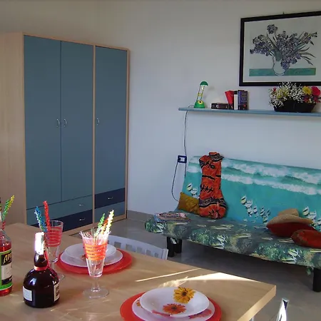 公寓式酒店 Marina Azzurra Vistamare - Hituscany 坎普码港