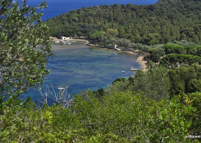 Marina Azzurra Vistamare - Hituscany Apartahotel