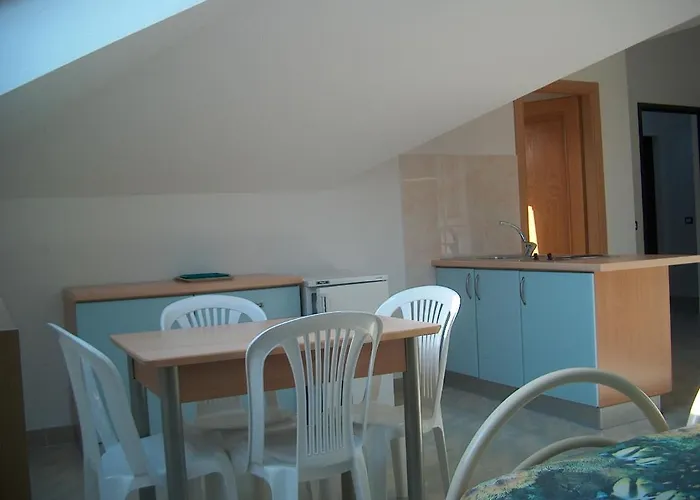 Marina Azzurra Vistamare - Hituscany Apartahotel 3*