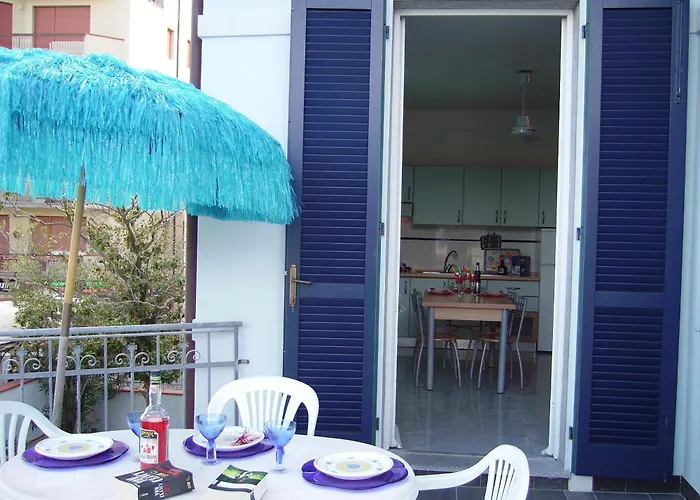 Marina Azzurra Vistamare - Hituscany Apartahotel